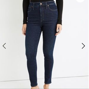 MADEWELL Curvy High-Rise Jean